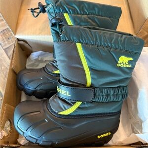 Sorel Snow Boots, little kid size 12